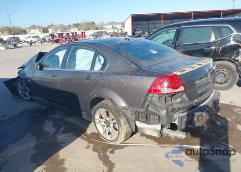 2008 Pontiac G8 из США, поврежденный, VIN 6G2ER57748L130845